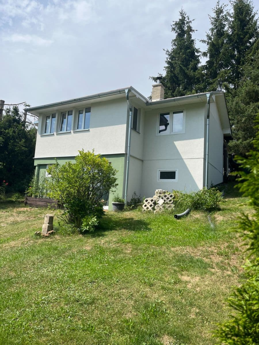 Predaj rekreačného objektu 43 m², pozemok 320 m², Družec, Středočeský kraj Predaj rekreačného objektu 43 m², pozemok 320 m², Družec, Středočeský kraj