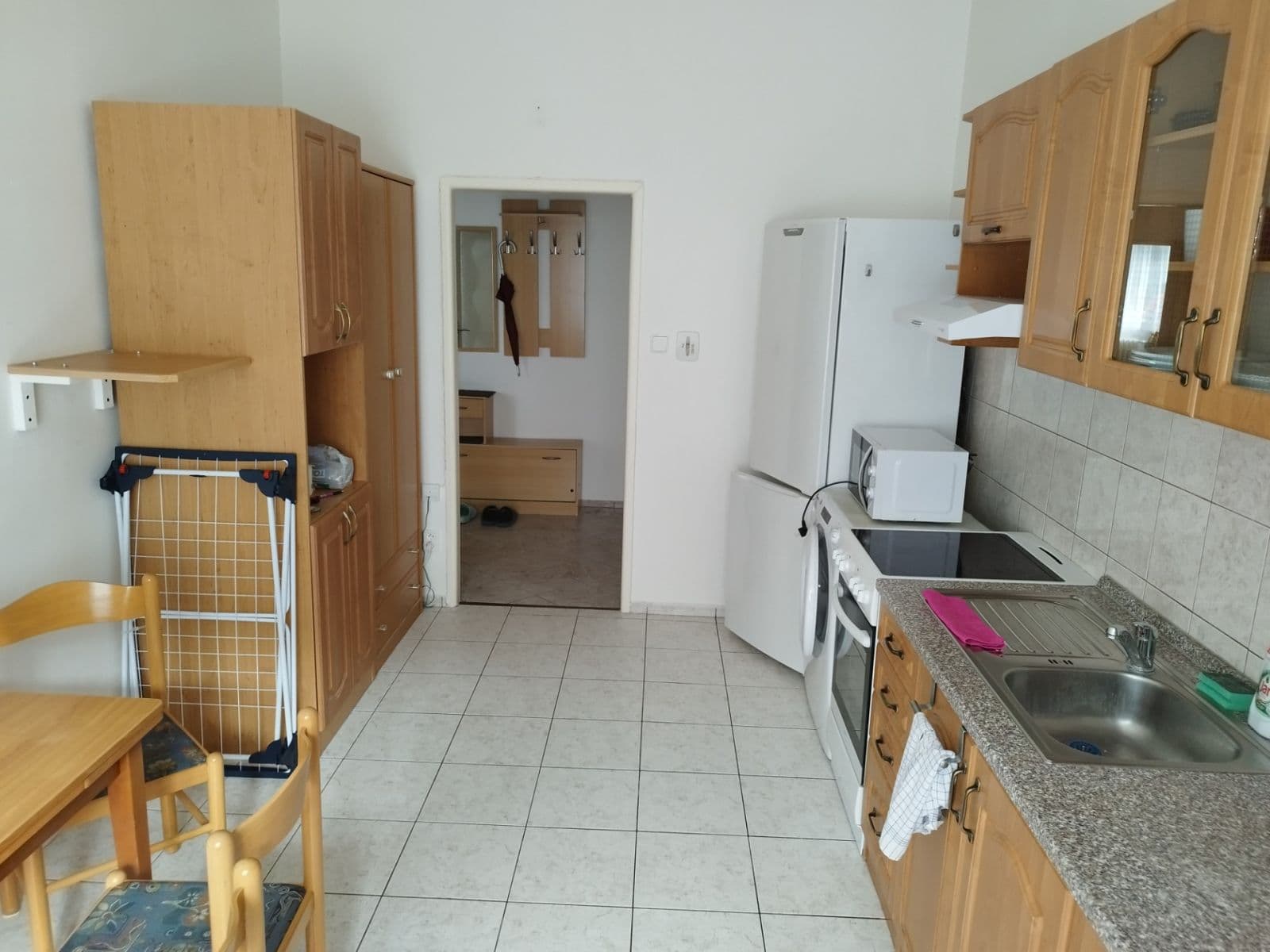 Prenájom bytu 1-izbový 43 m², třída Kpt. Jaroše, Brno, Jihomoravský kraj Prenájom bytu 1-izbový 43 m², třída Kpt. Jaroše, Brno, Jihomoravský kraj