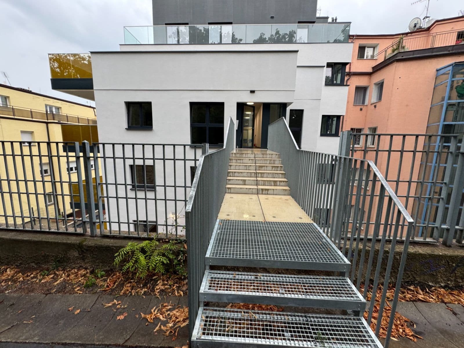Prenájom bytu 1-izbový 23 m², Plzeňská, Praha, Praha Prenájom bytu 1-izbový 23 m², Plzeňská, Praha, Praha