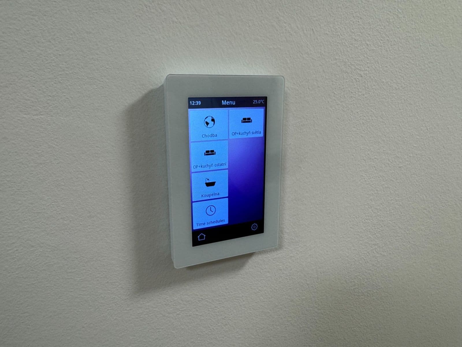 Prenájom bytu 1-izbový 23 m², Plzeňská, Praha, Praha Prenájom bytu 1-izbový 23 m², Plzeňská, Praha, Praha