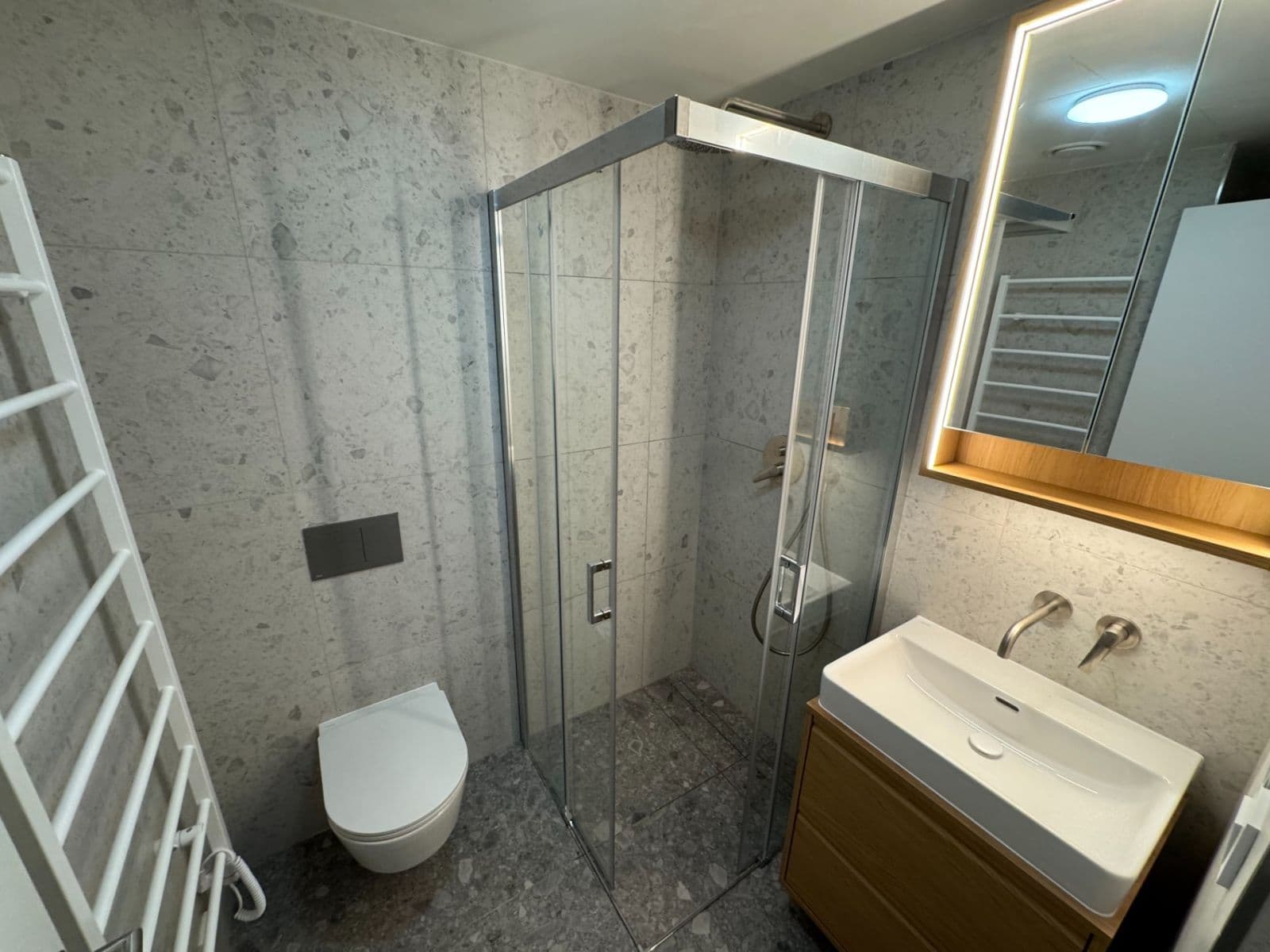 Prenájom bytu 1-izbový 23 m², Plzeňská, Praha, Praha Prenájom bytu 1-izbový 23 m², Plzeňská, Praha, Praha