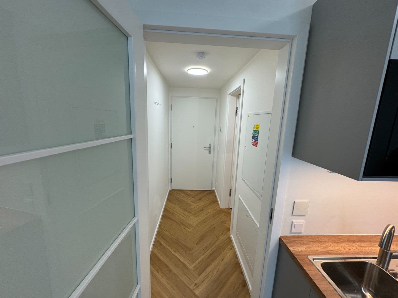 Prenájom bytu 1-izbový 23 m², Plzeňská, Praha, Praha Prenájom bytu 1-izbový 23 m², Plzeňská, Praha, Praha