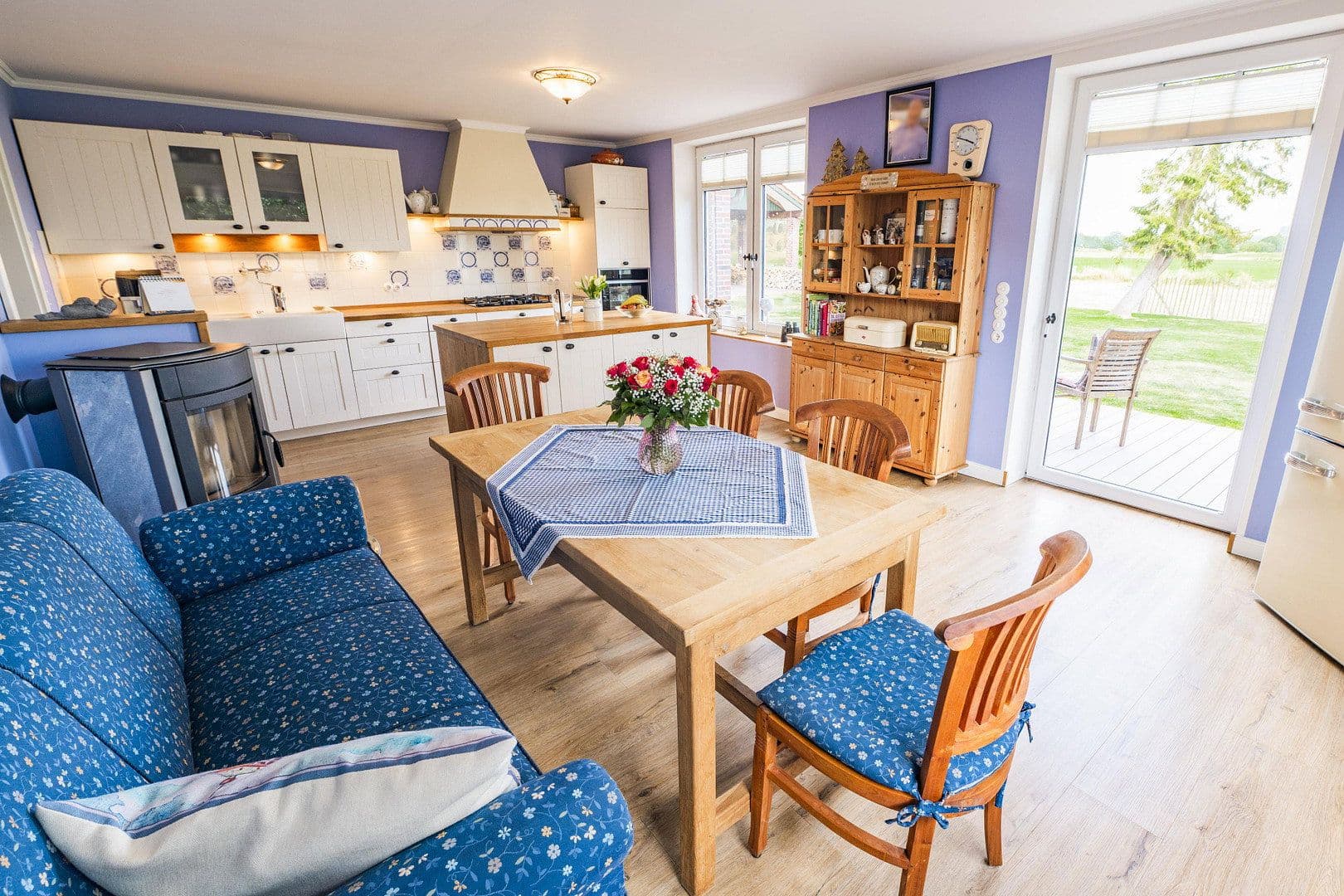Predaj domu 155 m², pozemok 3.400 m², Edewecht, Dolné Sasko Predaj domu 155 m², pozemok 3.400 m², Edewecht, Dolné Sasko