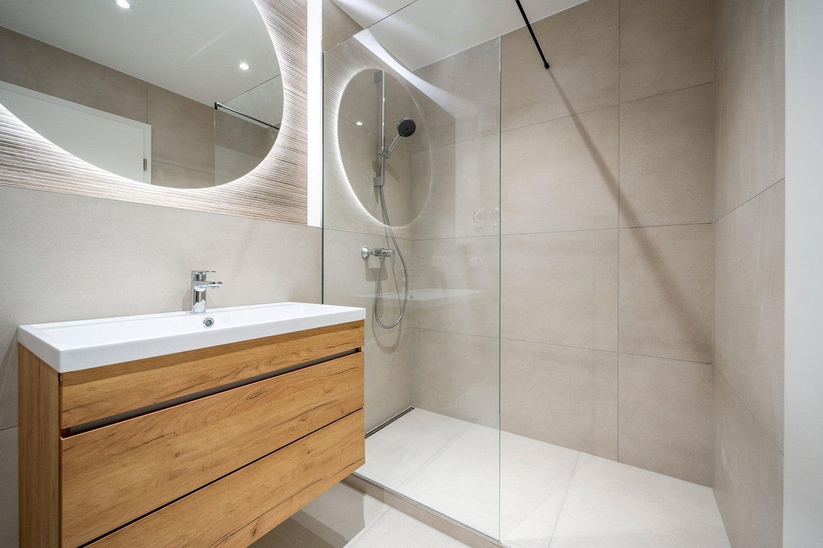 Predaj bytu 3-izbový 77 m², München, Bavorsko Predaj bytu 3-izbový 77 m², München, Bavorsko