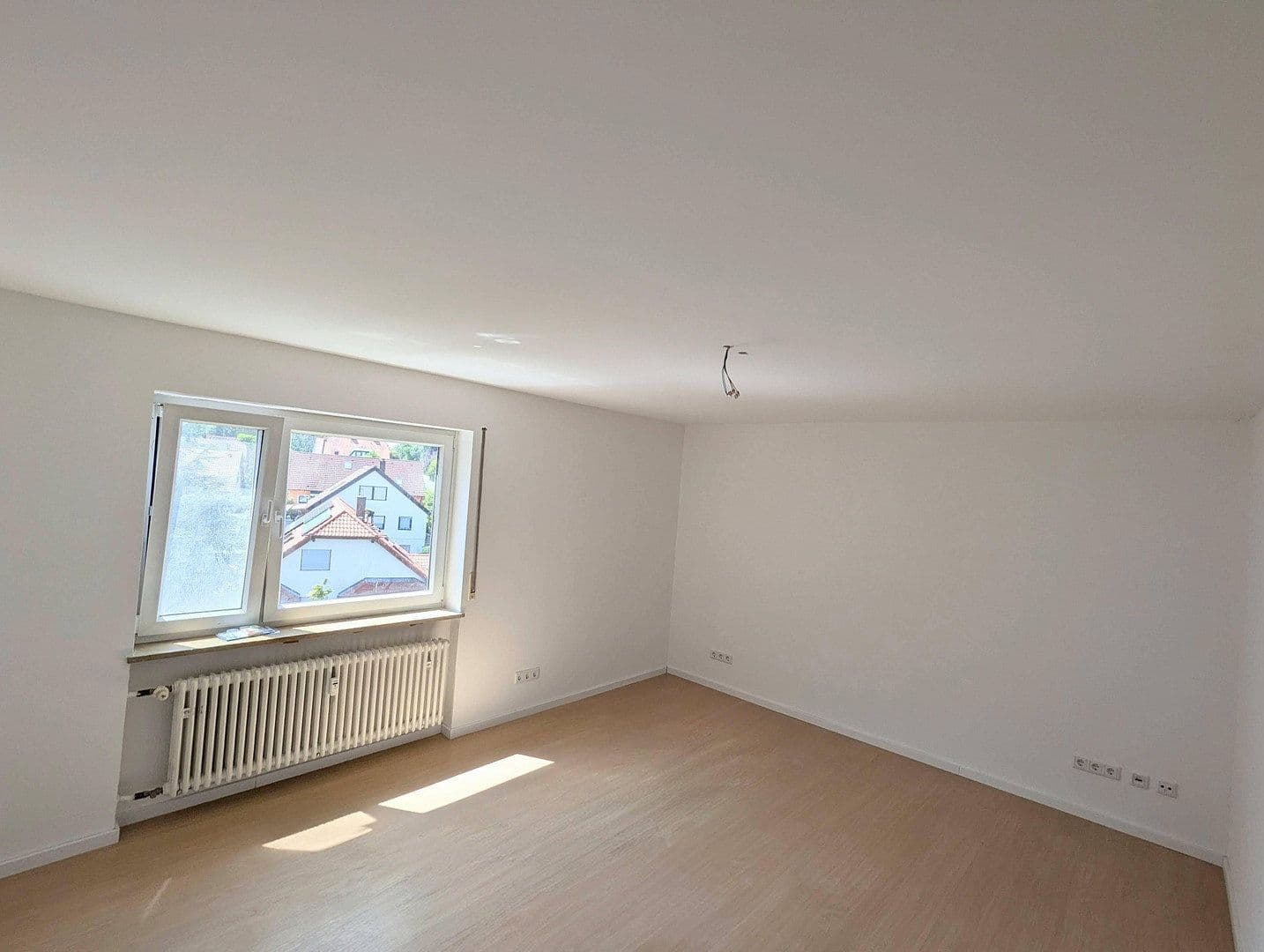 Prenájom bytu 2-izbový 67 m², Bergstraße 59, Würzburg, Bavorsko Prenájom bytu 2-izbový 67 m², Bergstraße 59, Würzburg, Bavorsko