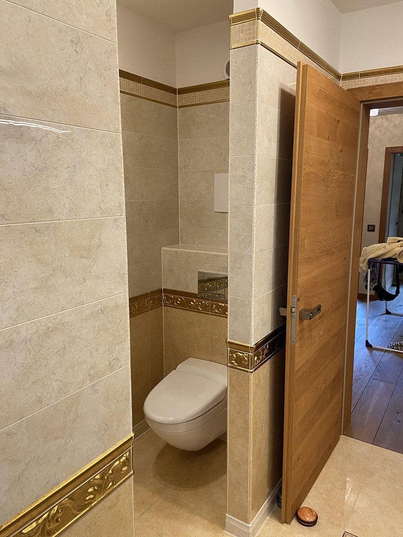 Predaj bytu 4-izbový 135 m², Hochstraße 30, Baden-Baden, Bádensko-Wurttembersko Predaj bytu 4-izbový 135 m², Hochstraße 30, Baden-Baden, Bádensko-Wurttembersko