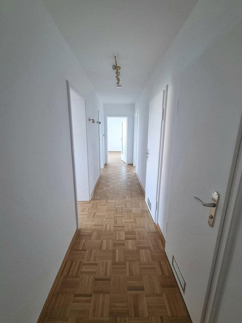 Predaj bytu 3-izbový 66 m², München, Bavorsko Predaj bytu 3-izbový 66 m², München, Bavorsko