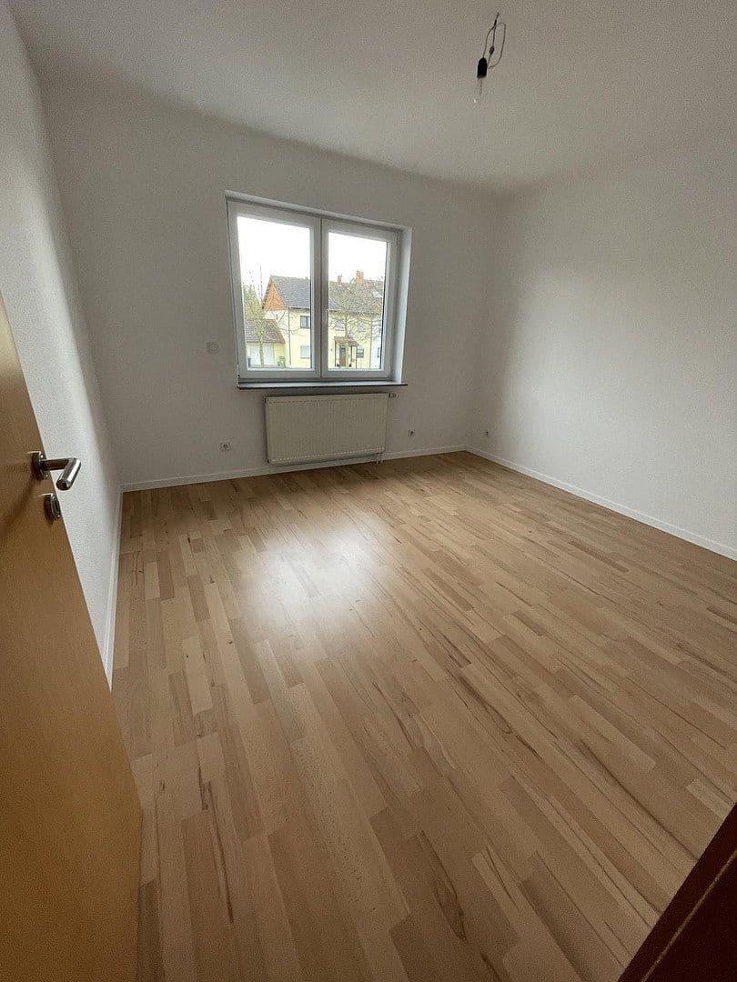 Prenájom bytu 3-izbový 76 m², Bensheim, Hesensko Prenájom bytu 3-izbový 76 m², Bensheim, Hesensko