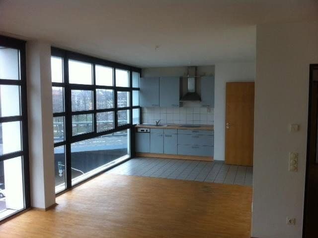 Prenájom bytu 2-izbový 77 m², Düsseldorf, Severné Porýnie - Westfálsko Prenájom bytu 2-izbový 77 m², Düsseldorf, Severné Porýnie - Westfálsko