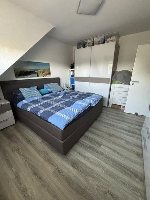 Prenájom bytu 3-izbový 79 m², Korschenbroich, Severné Porýnie - Westfálsko Prenájom bytu 3-izbový 79 m², Korschenbroich, Severné Porýnie - Westfálsko