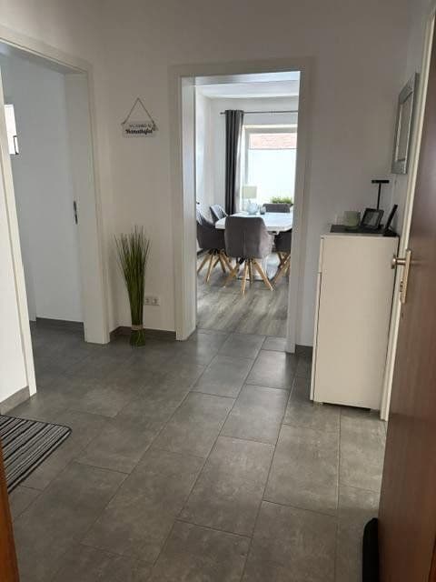 Prenájom bytu 3-izbový 79 m², Korschenbroich, Severné Porýnie - Westfálsko Prenájom bytu 3-izbový 79 m², Korschenbroich, Severné Porýnie - Westfálsko
