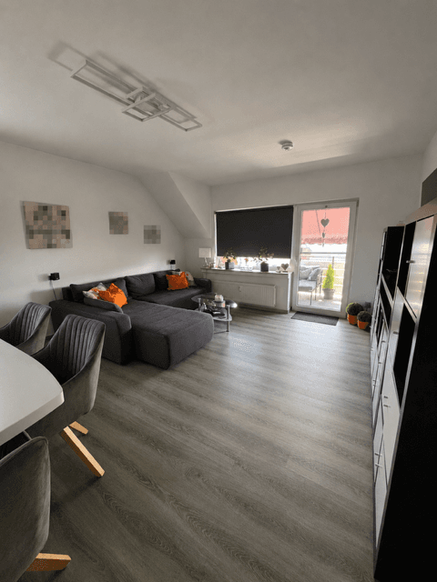 Prenájom bytu 3-izbový 79 m², Korschenbroich, Severné Porýnie - Westfálsko Prenájom bytu 3-izbový 79 m², Korschenbroich, Severné Porýnie - Westfálsko