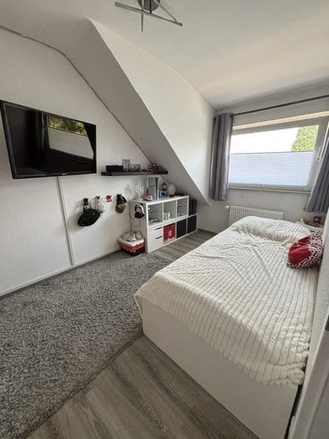 Prenájom bytu 3-izbový 79 m², Korschenbroich, Severné Porýnie - Westfálsko Prenájom bytu 3-izbový 79 m², Korschenbroich, Severné Porýnie - Westfálsko