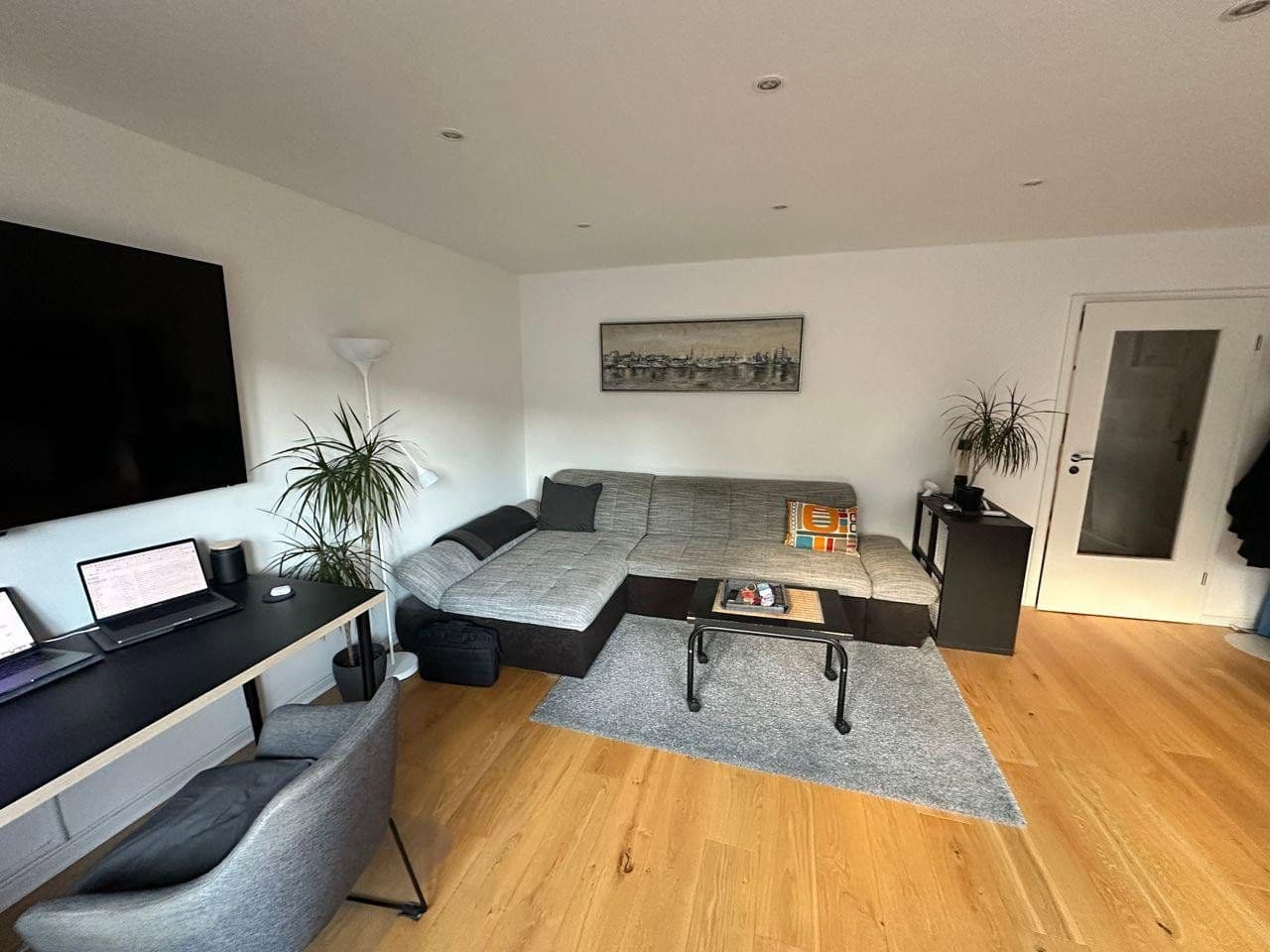 Prenájom bytu 2-izbový 75 m², Hamburg, Hamburg Prenájom bytu 2-izbový 75 m², Hamburg, Hamburg