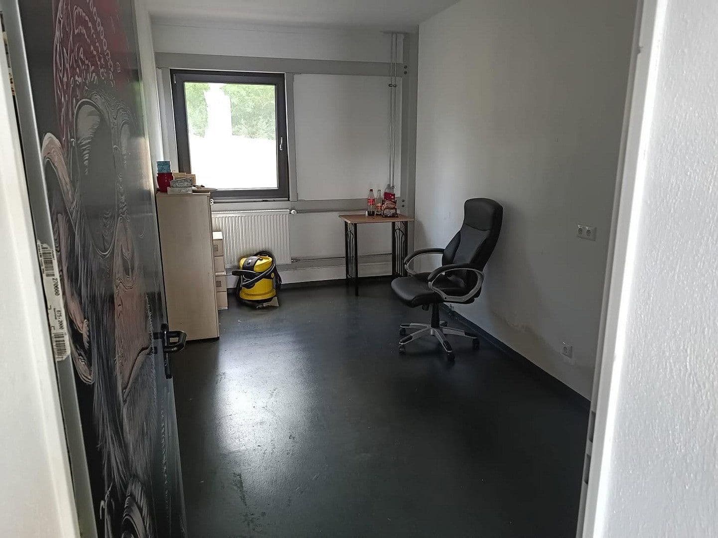 Prenájom nebytového priestoru 900 m², Untere Gewerbestraße 10, Pfaffen-Schwabenheim, Porýnie-Falcko Prenájom nebytového priestoru 900 m², Untere Gewerbestraße 10, Pfaffen-Schwabenheim, Porýnie-Falcko