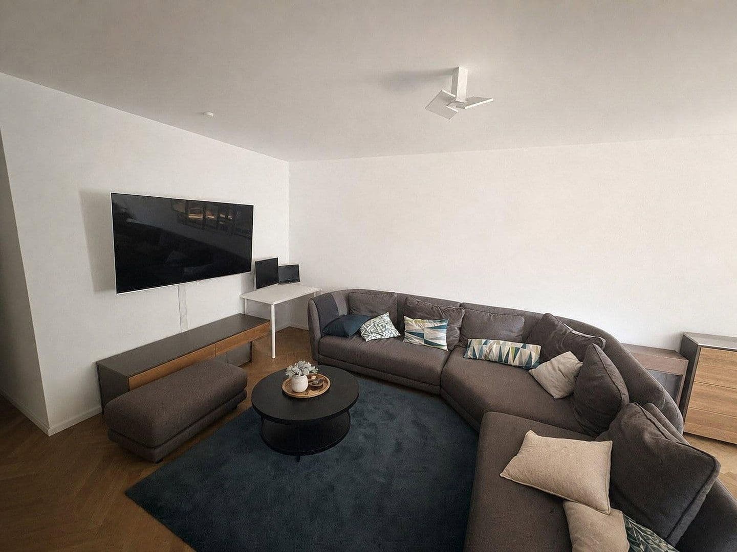 Predaj bytu 4-izbový 114 m², Frankfurt, Hesensko Predaj bytu 4-izbový 114 m², Frankfurt, Hesensko