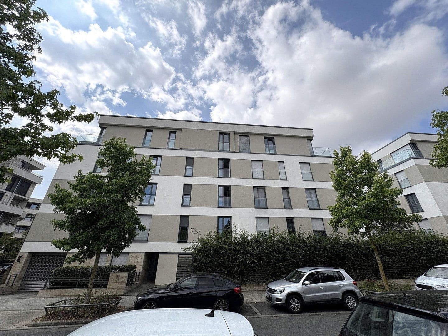 Predaj bytu 4-izbový 114 m², Frankfurt, Hesensko Predaj bytu 4-izbový 114 m², Frankfurt, Hesensko