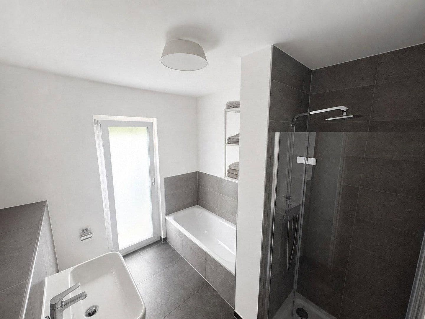 Predaj bytu 4-izbový 114 m², Frankfurt, Hesensko Predaj bytu 4-izbový 114 m², Frankfurt, Hesensko