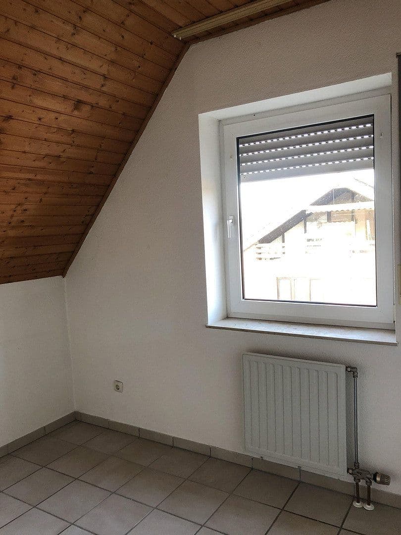 Prenájom domu 126 m², pozemok 490 m², Schwalmweg 3 b, Niederkrüchten, Severné Porýnie - Westfálsko Prenájom domu 126 m², pozemok 490 m², Schwalmweg 3 b, Niederkrüchten, Severné Porýnie - Westfálsko