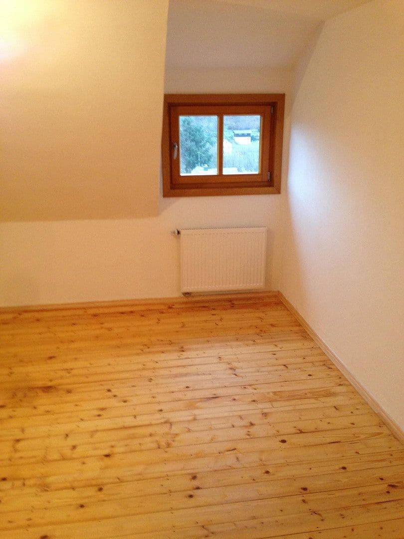Predaj domu 191 m², pozemok 336 m², Leistenbachstraße 1, Schmitten im Taunus, Hesensko Predaj domu 191 m², pozemok 336 m², Leistenbachstraße 1, Schmitten im Taunus, Hesensko