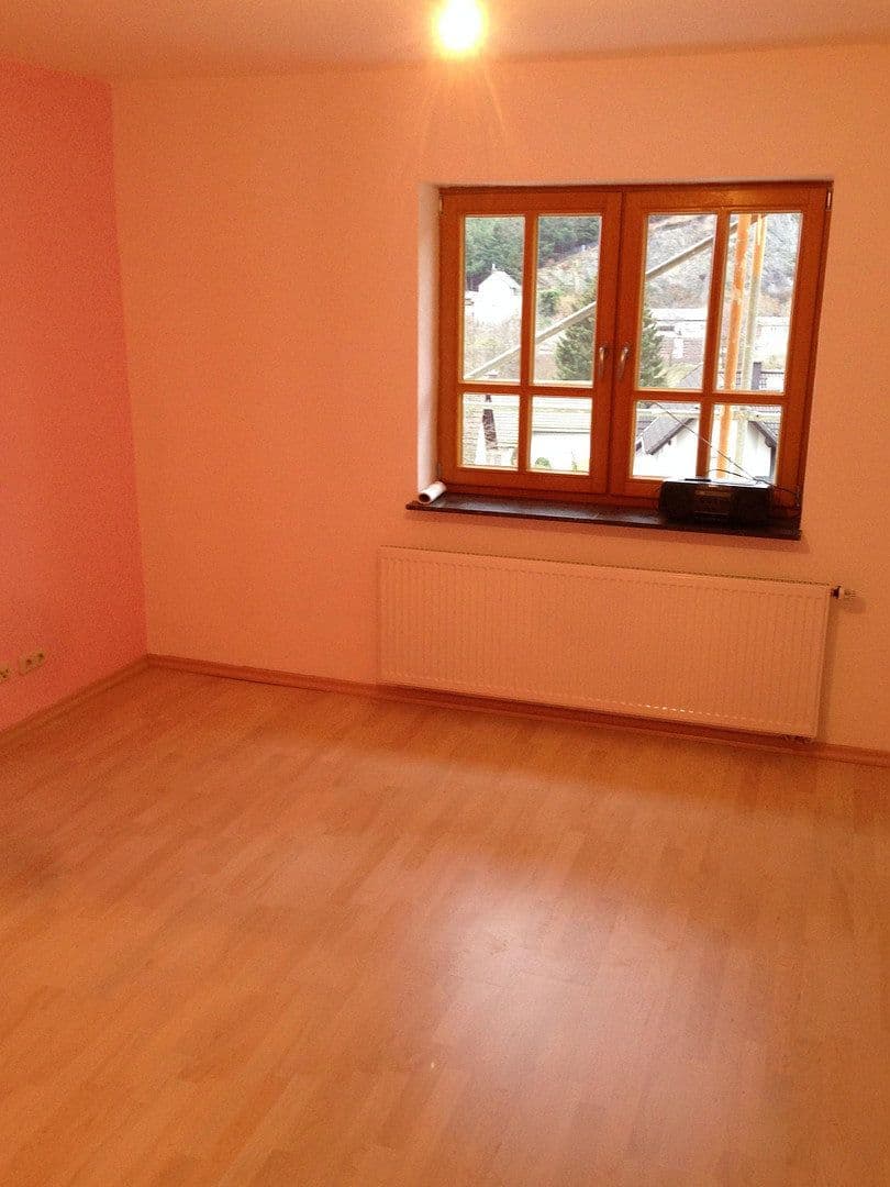 Predaj domu 191 m², pozemok 336 m², Leistenbachstraße 1, Schmitten im Taunus, Hesensko Predaj domu 191 m², pozemok 336 m², Leistenbachstraße 1, Schmitten im Taunus, Hesensko