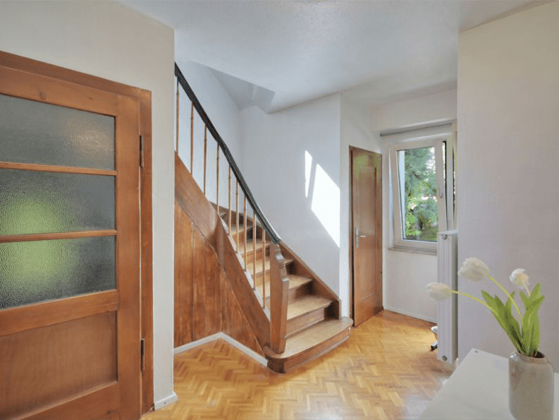 Predaj domu 140 m², pozemok 541 m², Ludwigsburg, Bádensko-Wurttembersko Predaj domu 140 m², pozemok 541 m², Ludwigsburg, Bádensko-Wurttembersko
