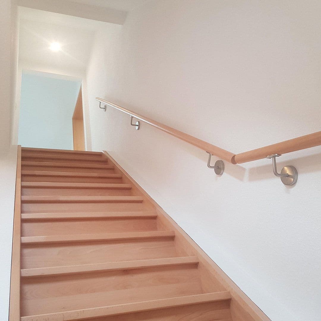 Prenájom domu 166 m², pozemok 229 m², Rathausstraße 33, Giesen, Dolné Sasko Prenájom domu 166 m², pozemok 229 m², Rathausstraße 33, Giesen, Dolné Sasko