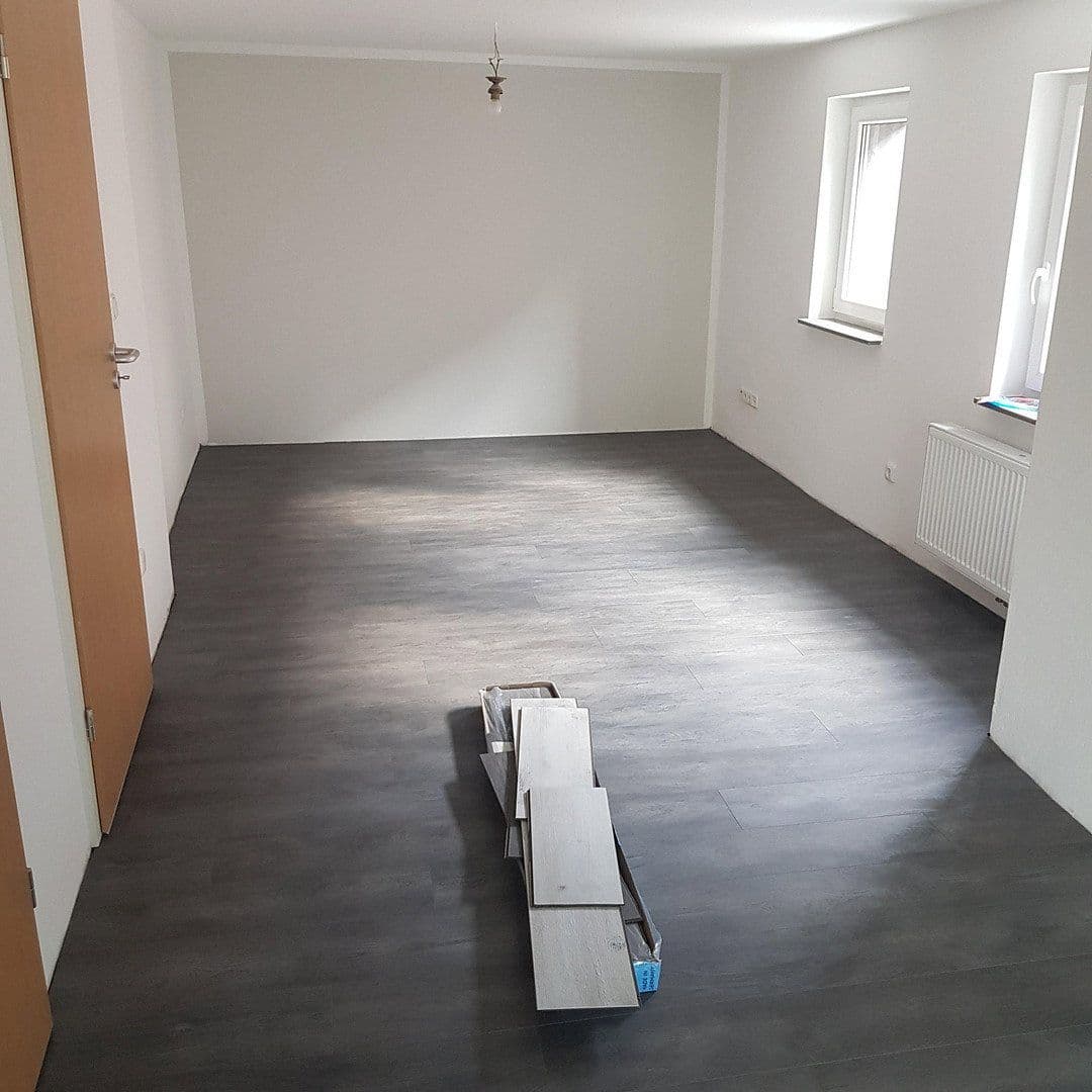 Prenájom domu 166 m², pozemok 229 m², Rathausstraße 33, Giesen, Dolné Sasko Prenájom domu 166 m², pozemok 229 m², Rathausstraße 33, Giesen, Dolné Sasko