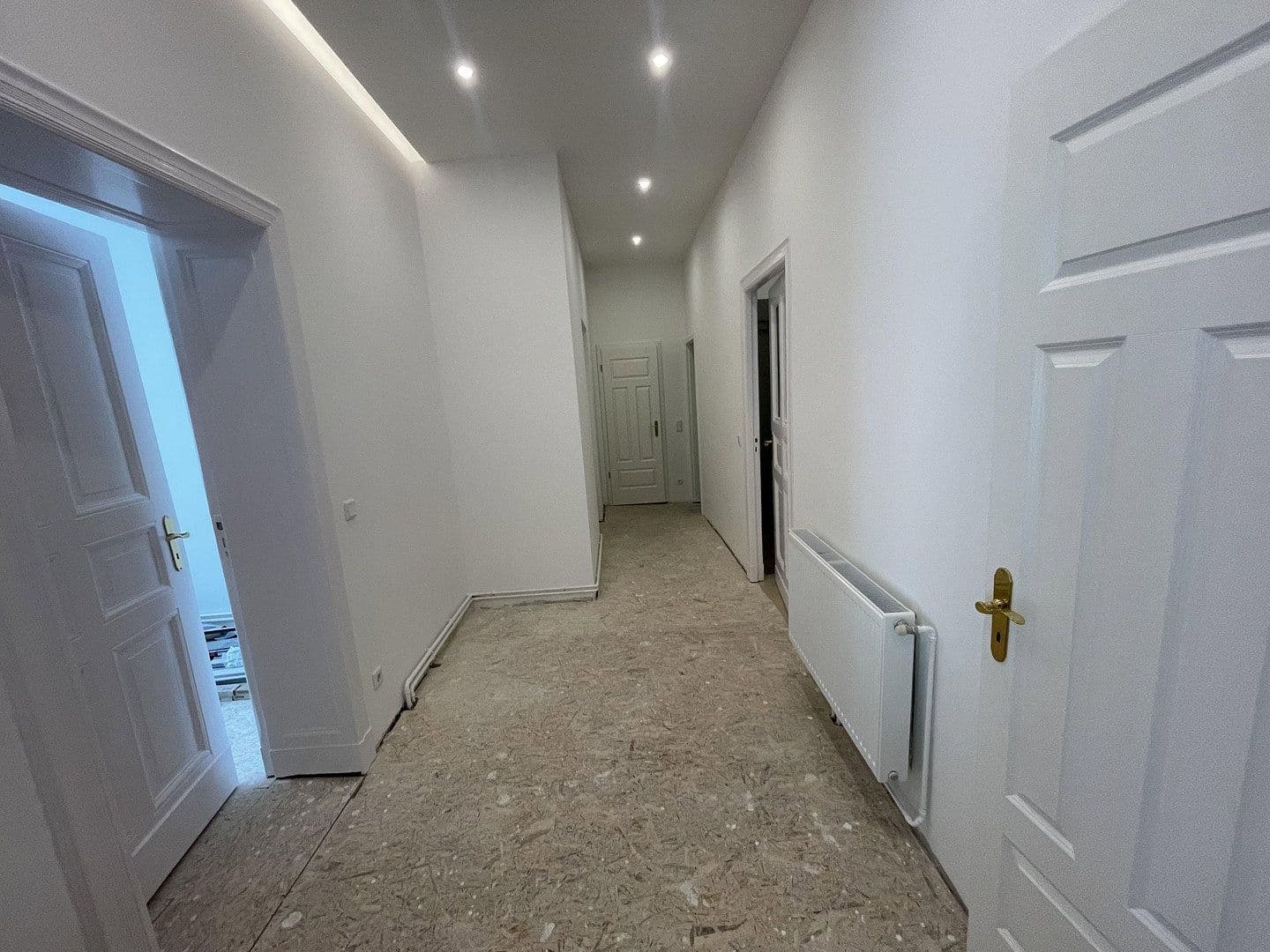 Prenájom bytu 3-izbový 112 m², Berlin, Berlín Prenájom bytu 3-izbový 112 m², Berlin, Berlín