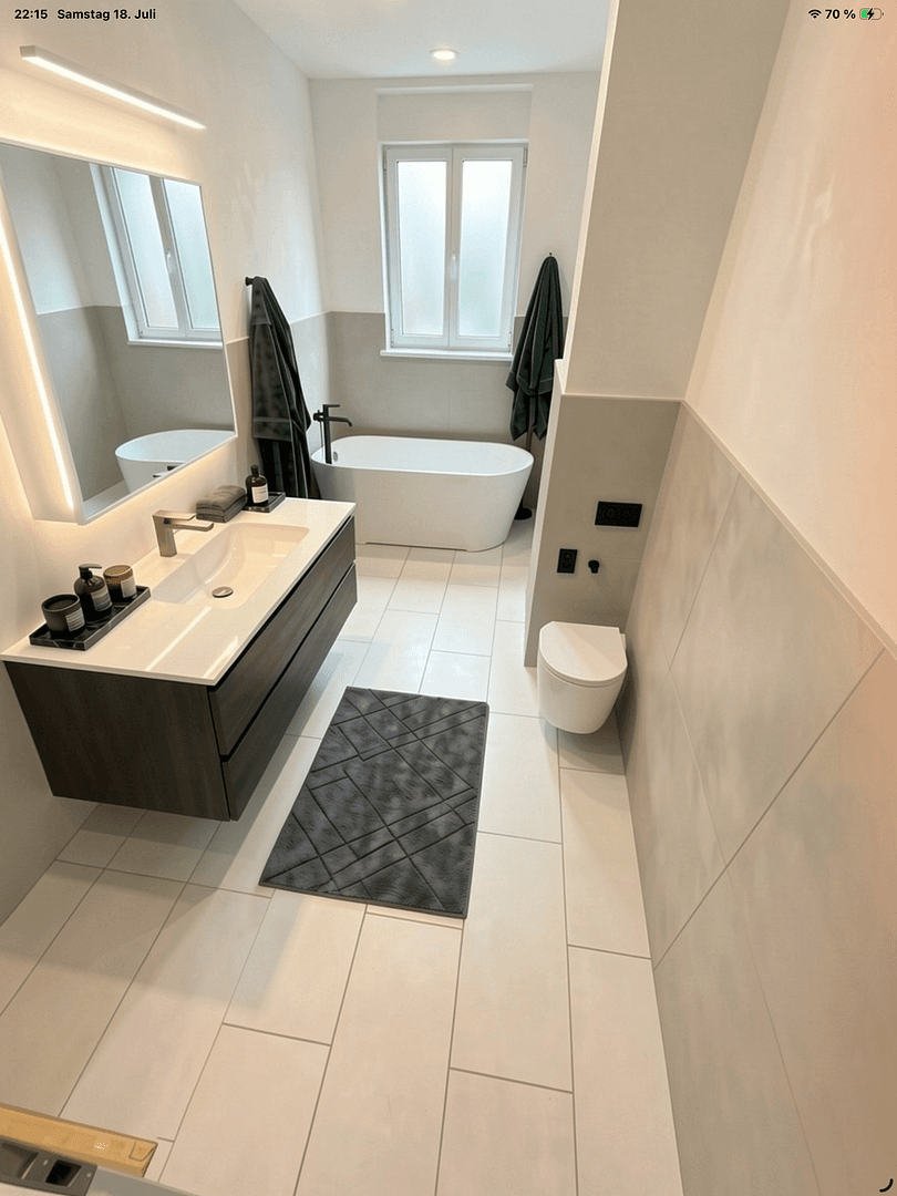 Prenájom bytu 3-izbový 112 m², Berlin, Berlín Prenájom bytu 3-izbový 112 m², Berlin, Berlín