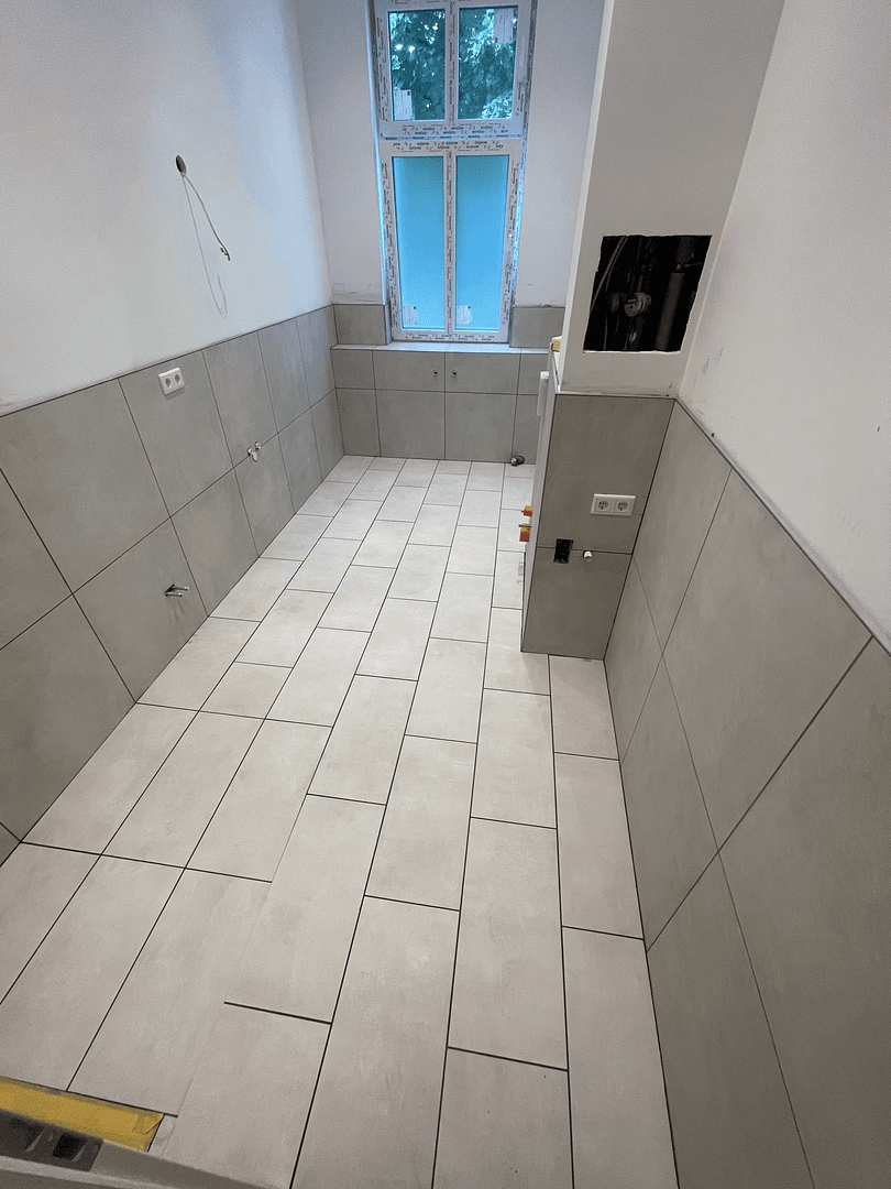 Prenájom bytu 3-izbový 112 m², Berlin, Berlín Prenájom bytu 3-izbový 112 m², Berlin, Berlín