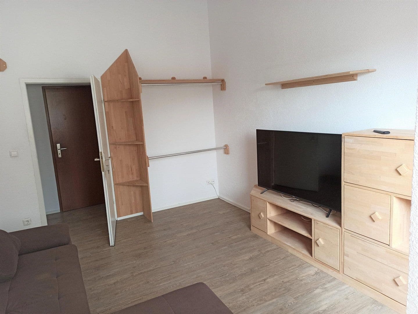 Prenájom bytu 6-izbový 160 m², Alemannenstraße 29, Schwäbisch Gmünd, Bádensko-Wurttembersko Prenájom bytu 6-izbový 160 m², Alemannenstraße 29, Schwäbisch Gmünd, Bádensko-Wurttembersko