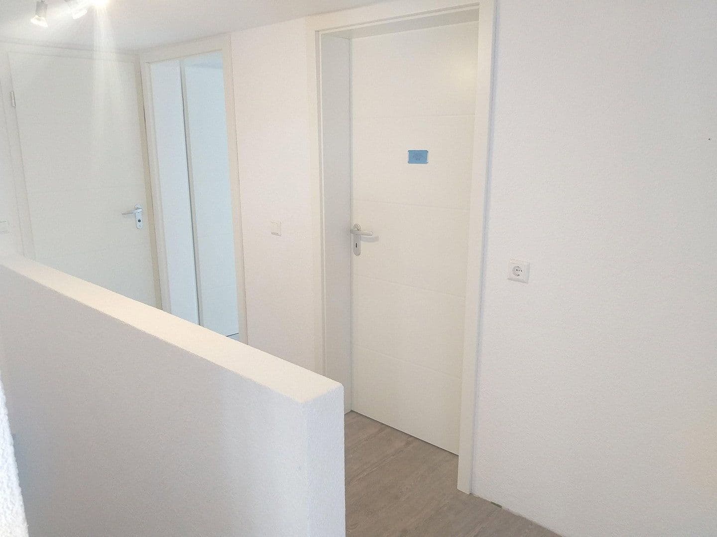 Prenájom bytu 6-izbový 160 m², Alemannenstraße 29, Schwäbisch Gmünd, Bádensko-Wurttembersko Prenájom bytu 6-izbový 160 m², Alemannenstraße 29, Schwäbisch Gmünd, Bádensko-Wurttembersko