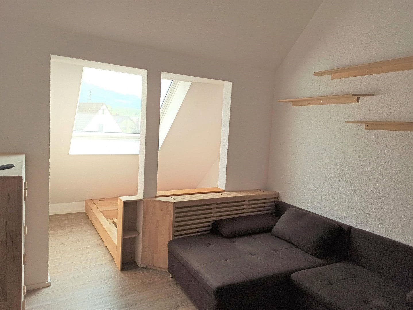 Prenájom bytu 6-izbový 160 m², Alemannenstraße 29, Schwäbisch Gmünd, Bádensko-Wurttembersko Prenájom bytu 6-izbový 160 m², Alemannenstraße 29, Schwäbisch Gmünd, Bádensko-Wurttembersko