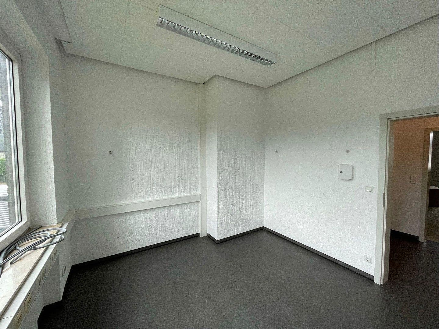 Prenájom kancelárie 323 m², Oberhausen, Severné Porýnie - Westfálsko Prenájom kancelárie 323 m², Oberhausen, Severné Porýnie - Westfálsko