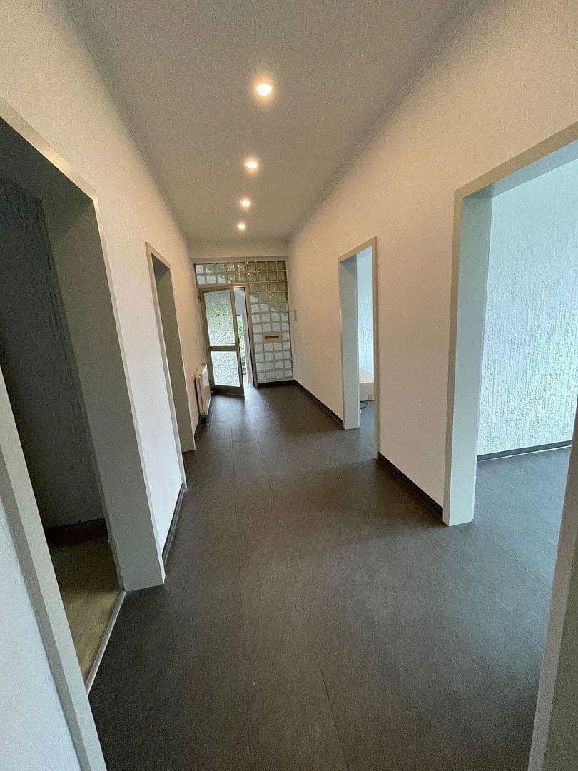Prenájom kancelárie 323 m², Oberhausen, Severné Porýnie - Westfálsko Prenájom kancelárie 323 m², Oberhausen, Severné Porýnie - Westfálsko