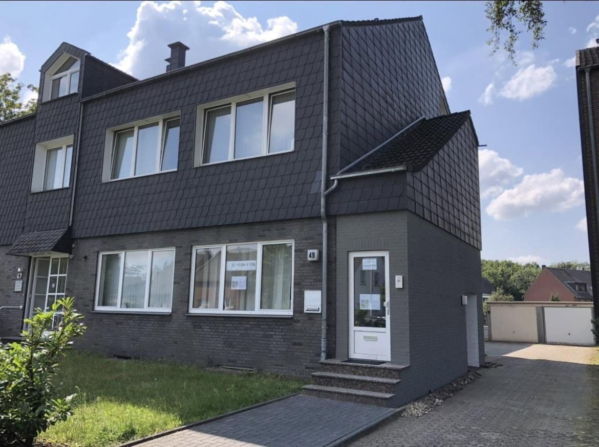 Prenájom kancelárie 323 m², Oberhausen, Severné Porýnie - Westfálsko Prenájom kancelárie 323 m², Oberhausen, Severné Porýnie - Westfálsko