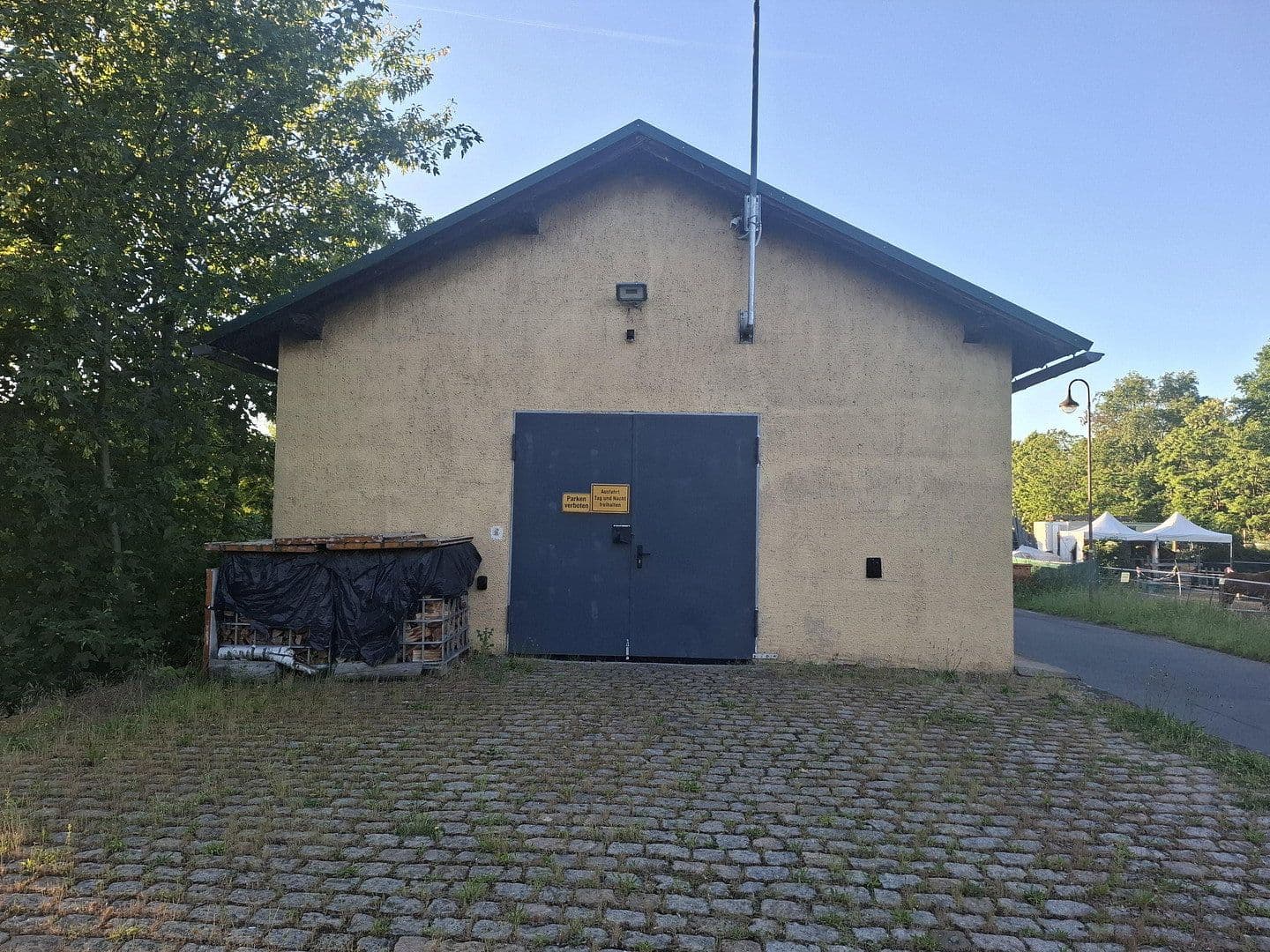 Predaj nebytového priestoru 680 m², Trebsen/Mulde, Sasko Predaj nebytového priestoru 680 m², Trebsen/Mulde, Sasko
