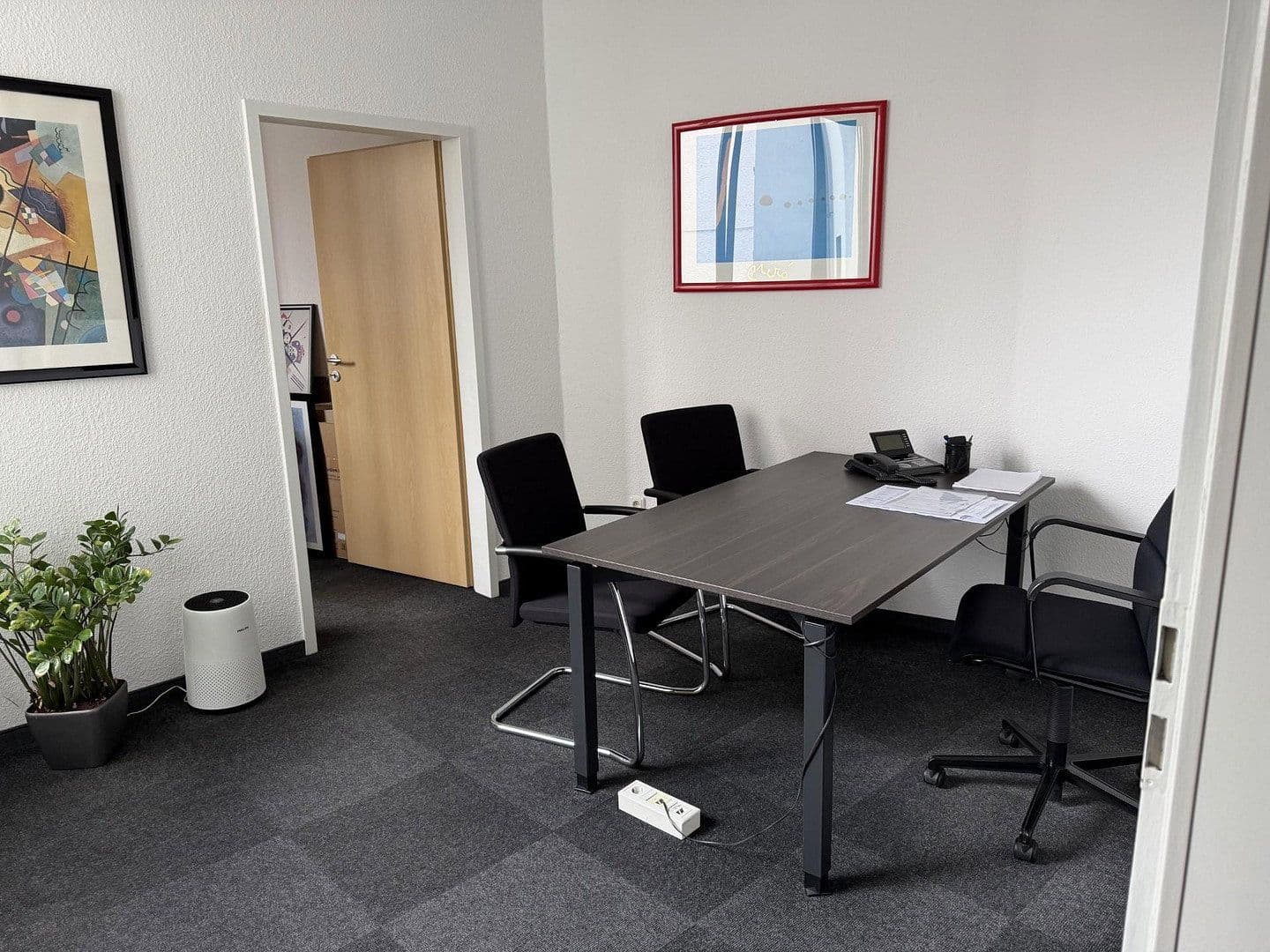 Prenájom kancelárie 105 m², Hauptstr. 100, Langenfeld (Rheinland), Severné Porýnie - Westfálsko Prenájom kancelárie 105 m², Hauptstr. 100, Langenfeld (Rheinland), Severné Porýnie - Westfálsko
