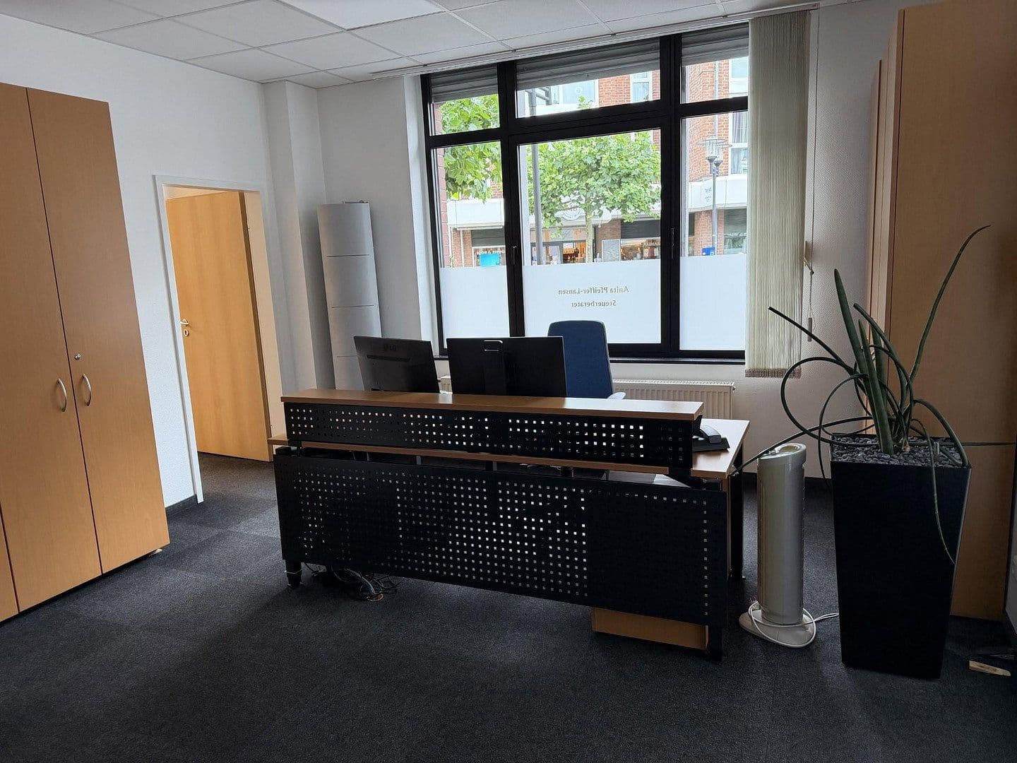 Prenájom kancelárie 105 m², Hauptstr. 100, Langenfeld (Rheinland), Severné Porýnie - Westfálsko Prenájom kancelárie 105 m², Hauptstr. 100, Langenfeld (Rheinland), Severné Porýnie - Westfálsko