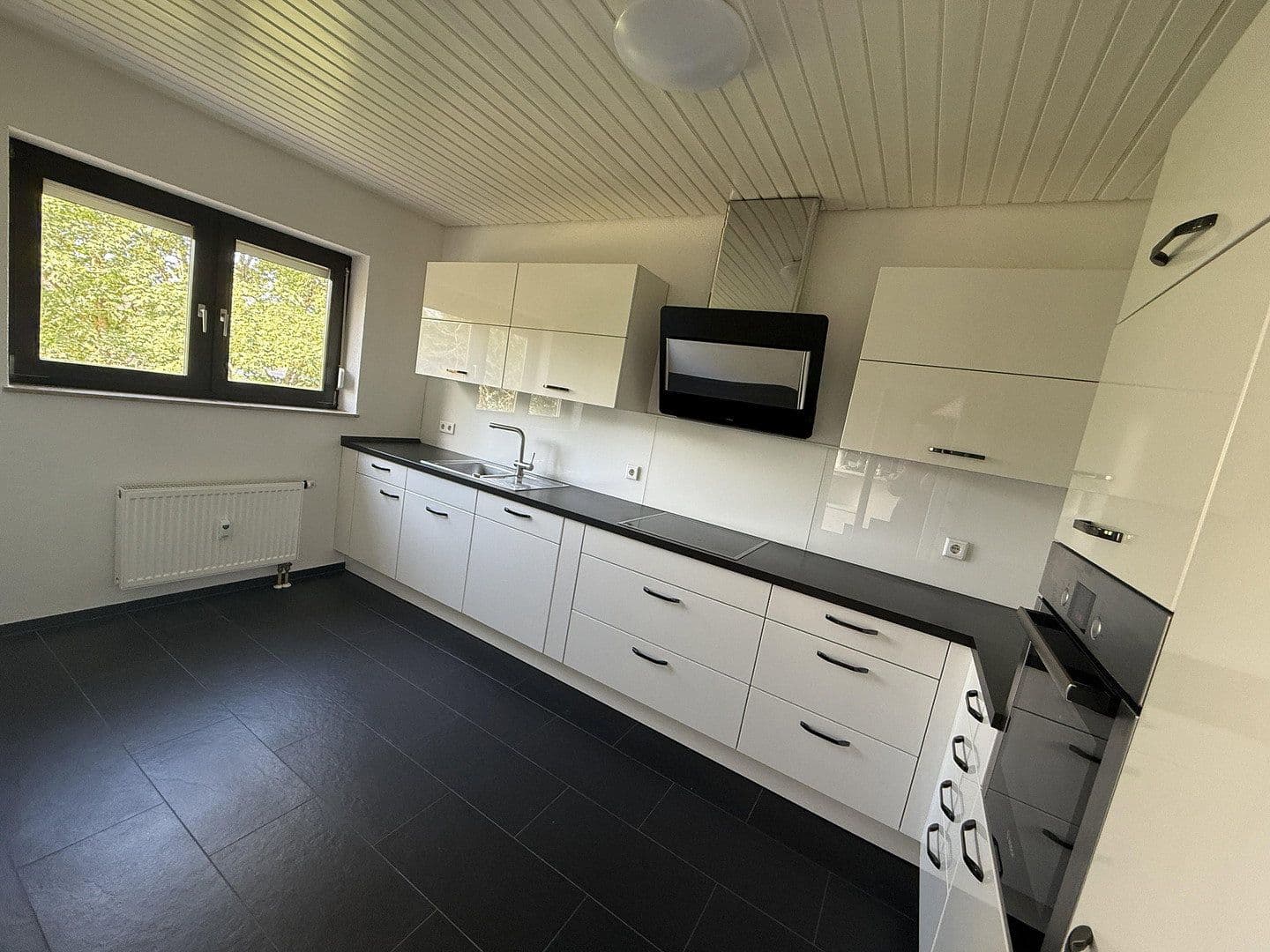 Predaj bytu 2-izbový 79 m², Aalen, Bádensko-Wurttembersko Predaj bytu 2-izbový 79 m², Aalen, Bádensko-Wurttembersko