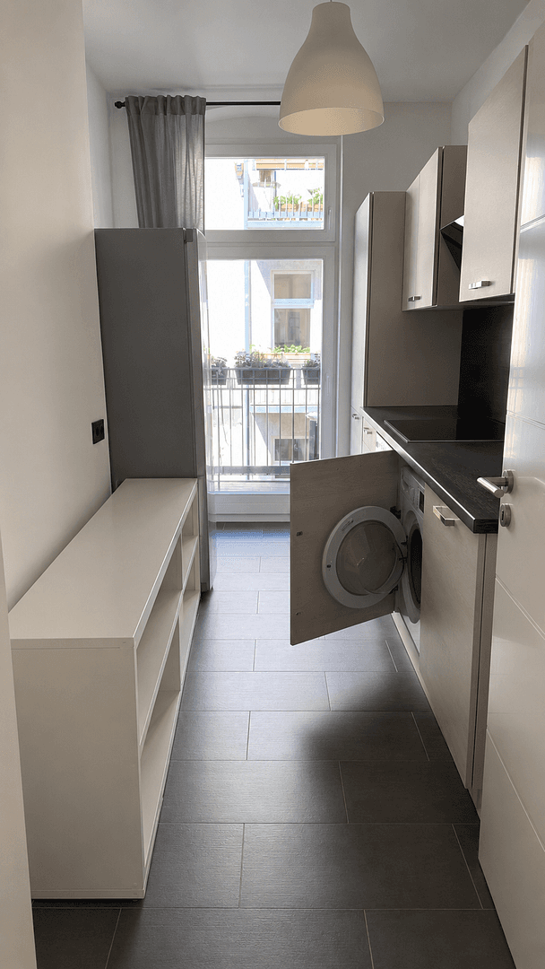 Predaj bytu 1-izbový 41 m², Berlin, Berlín Predaj bytu 1-izbový 41 m², Berlin, Berlín