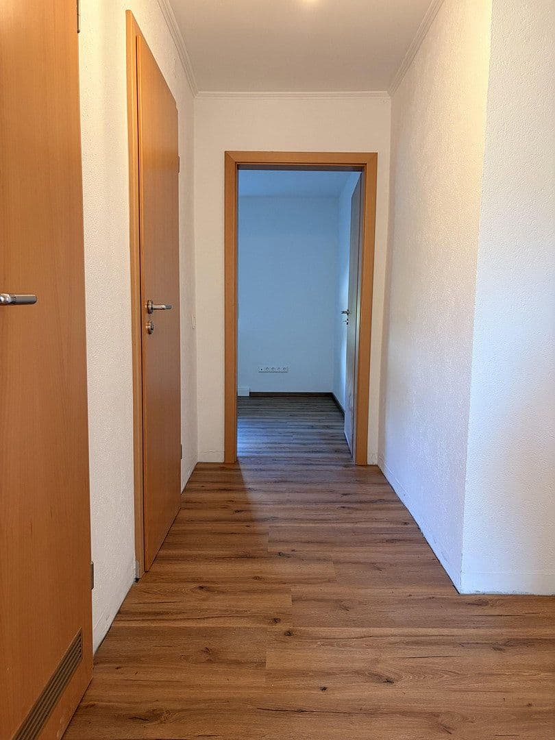 Prenájom bytu 4-izbový 126 m², Fliederstraße 8, Bad Rappenau, Bádensko-Wurttembersko Prenájom bytu 4-izbový 126 m², Fliederstraße 8, Bad Rappenau, Bádensko-Wurttembersko
