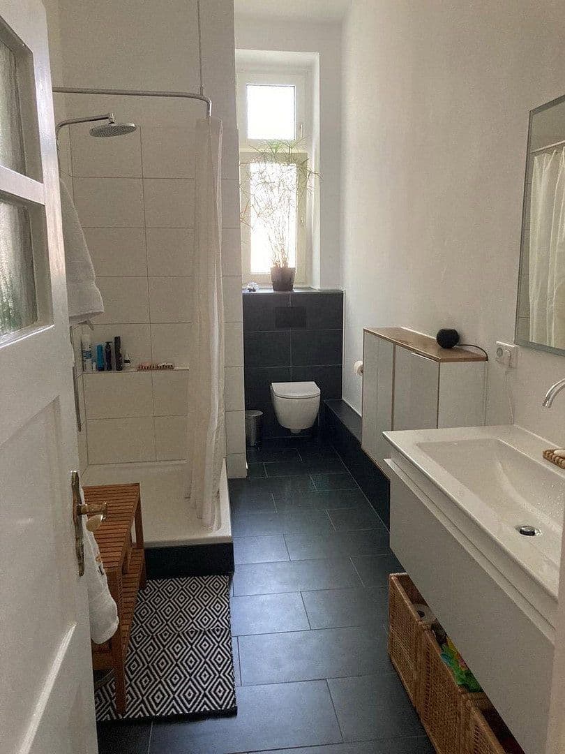 Predaj bytu 4-izbový 127 m², Düsseldorf, Severné Porýnie - Westfálsko Predaj bytu 4-izbový 127 m², Düsseldorf, Severné Porýnie - Westfálsko