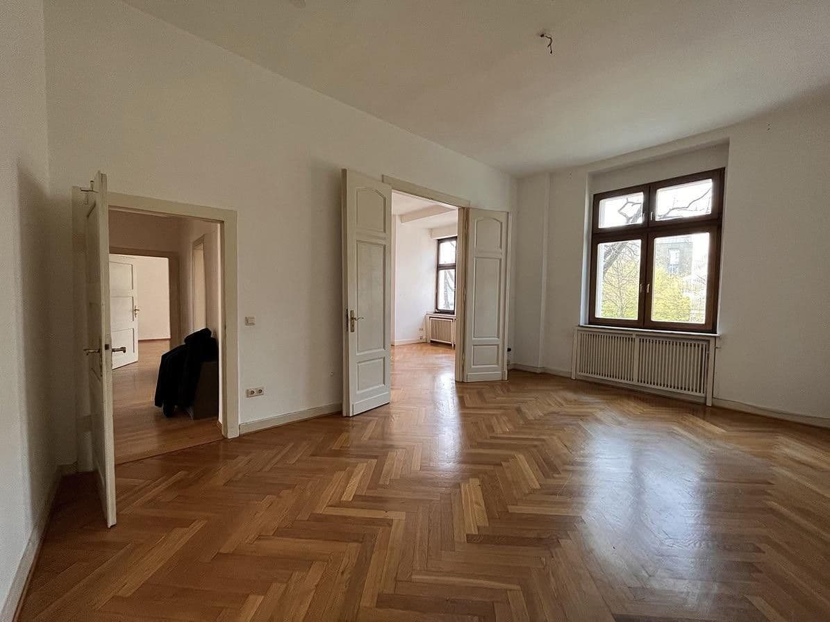 Predaj bytu 4-izbový 127 m², Düsseldorf, Severné Porýnie - Westfálsko Predaj bytu 4-izbový 127 m², Düsseldorf, Severné Porýnie - Westfálsko