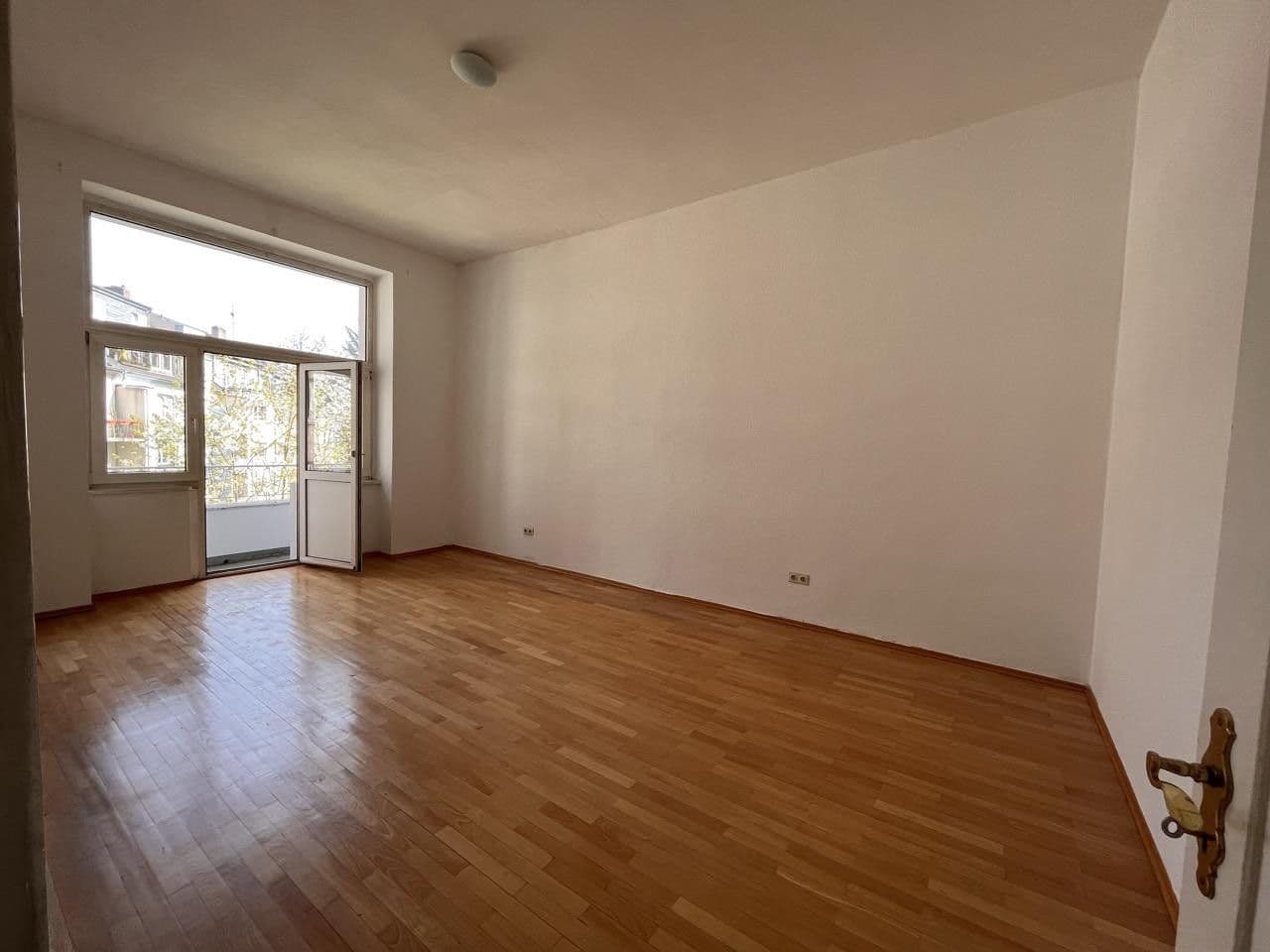 Predaj bytu 4-izbový 127 m², Düsseldorf, Severné Porýnie - Westfálsko Predaj bytu 4-izbový 127 m², Düsseldorf, Severné Porýnie - Westfálsko