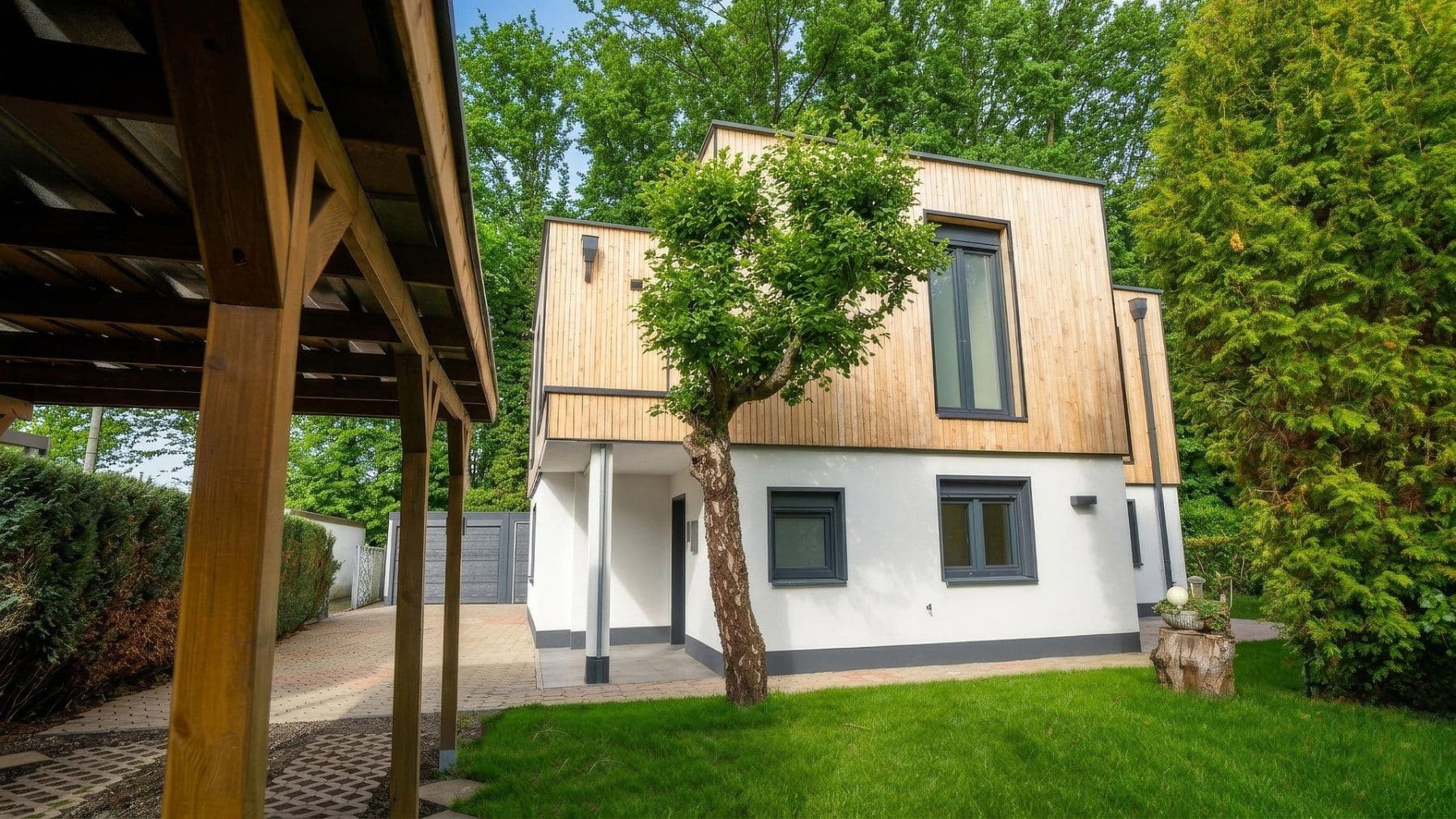 Predaj domu 120 m², pozemok 449 m², Dorstener Str. 376c, Bochum, Severné Porýnie - Westfálsko Predaj domu 120 m², pozemok 449 m², Dorstener Str. 376c, Bochum, Severné Porýnie - Westfálsko