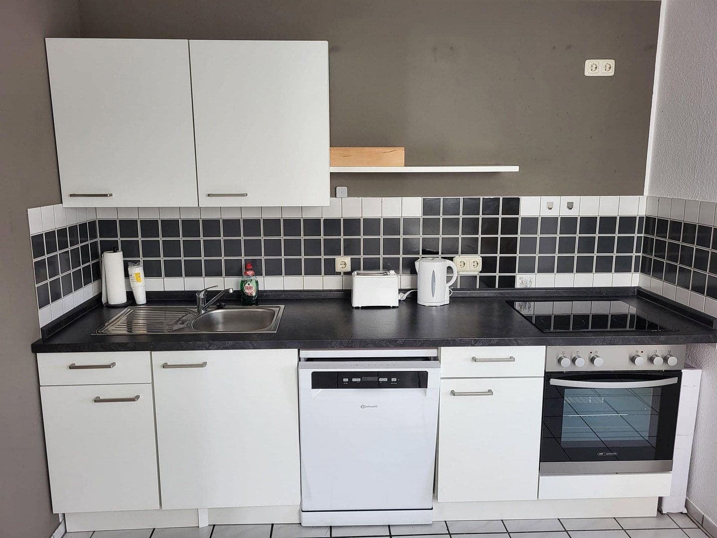 Prenájom bytu 2-izbový 60 m², Würselen, Severné Porýnie - Westfálsko Prenájom bytu 2-izbový 60 m², Würselen, Severné Porýnie - Westfálsko