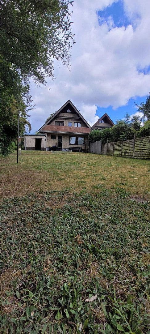 Predaj domu 112 m², pozemok 670 m², Stockelsdorf, Šlezvicko-Holštajnsko Predaj domu 112 m², pozemok 670 m², Stockelsdorf, Šlezvicko-Holštajnsko