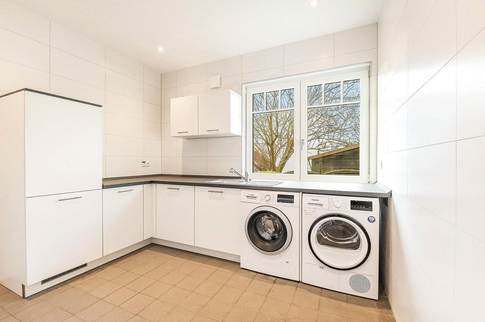 Prenájom kancelárie 23 m², Strandstraße 136, Timmendorfer Strand, Šlezvicko-Holštajnsko Prenájom kancelárie 23 m², Strandstraße 136, Timmendorfer Strand, Šlezvicko-Holštajnsko